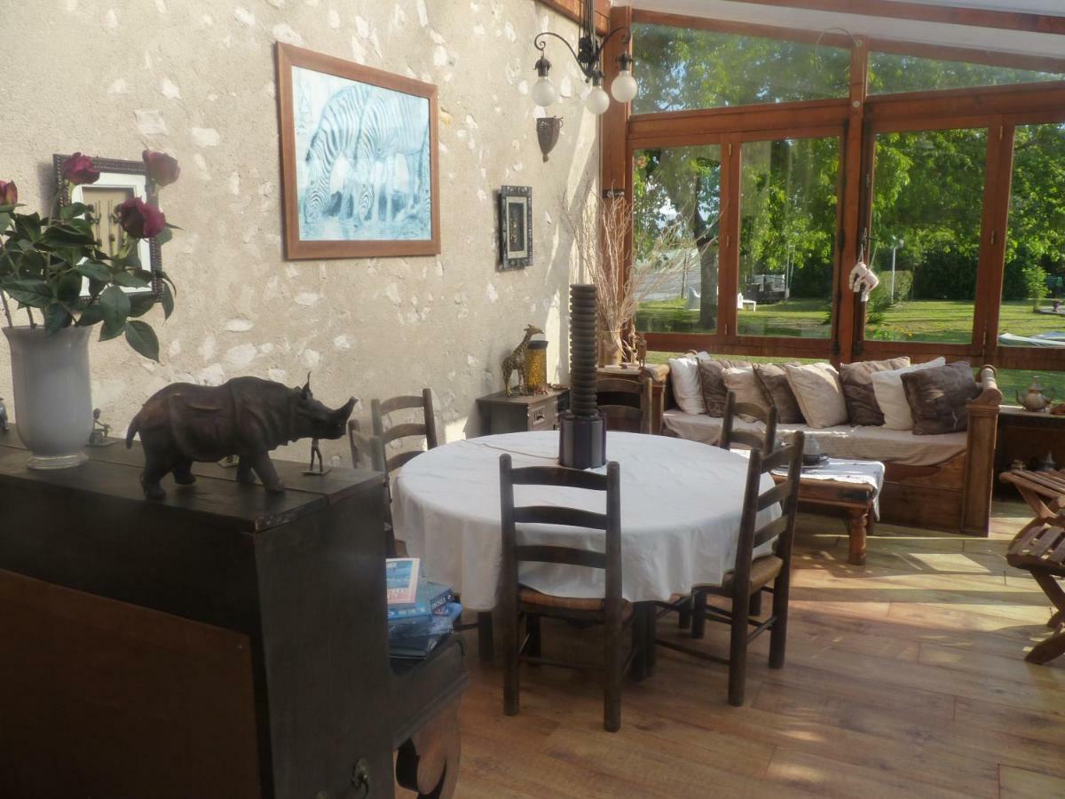 L'Arum Antique Sainte-Catherine-de-Fierbois Zewnętrze zdjęcie